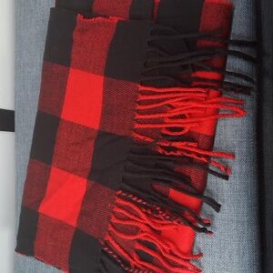 Red Black Buffalo Plaid Check Scarf Soft Viscose Fashion Warm Fringe NWT
